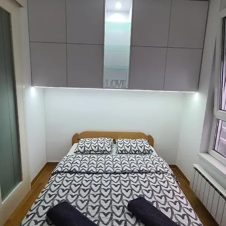 Belville Delta Apartment, Free Parking Apartment *